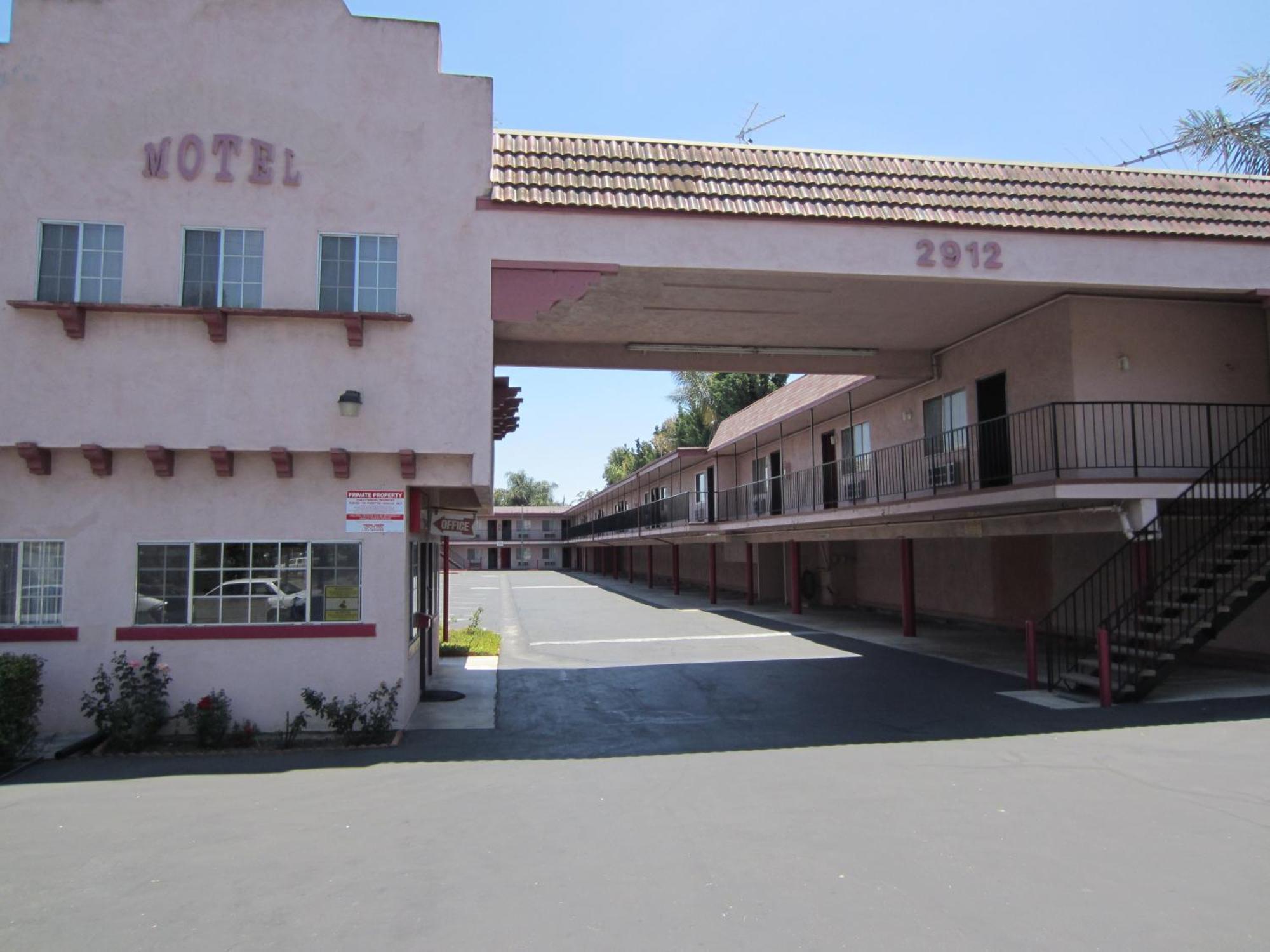 Welcome Inn & Suites Anaheim Ngoại thất bức ảnh